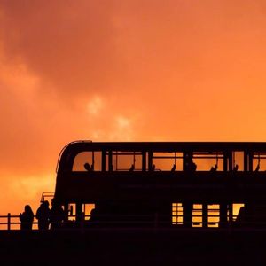 扒开你粉嫩的屎眼
